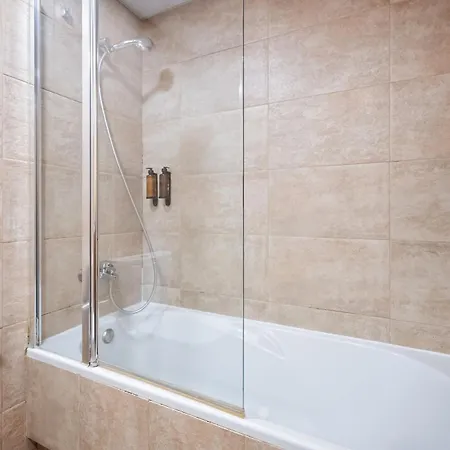 Sweett - Carrer Fira Apartment Barcelona