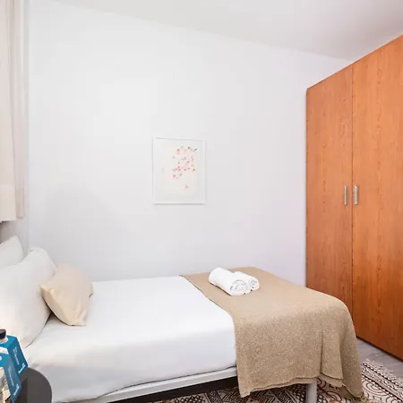 Hotel apartamentowy Sweett - Casa Fira